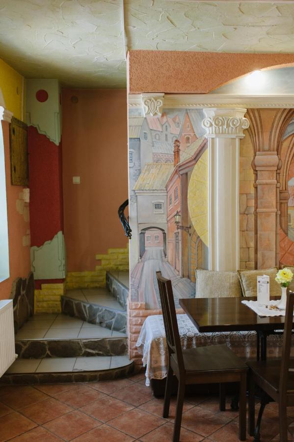 Mala Praha Hotel Oezjhorod Buitenkant foto