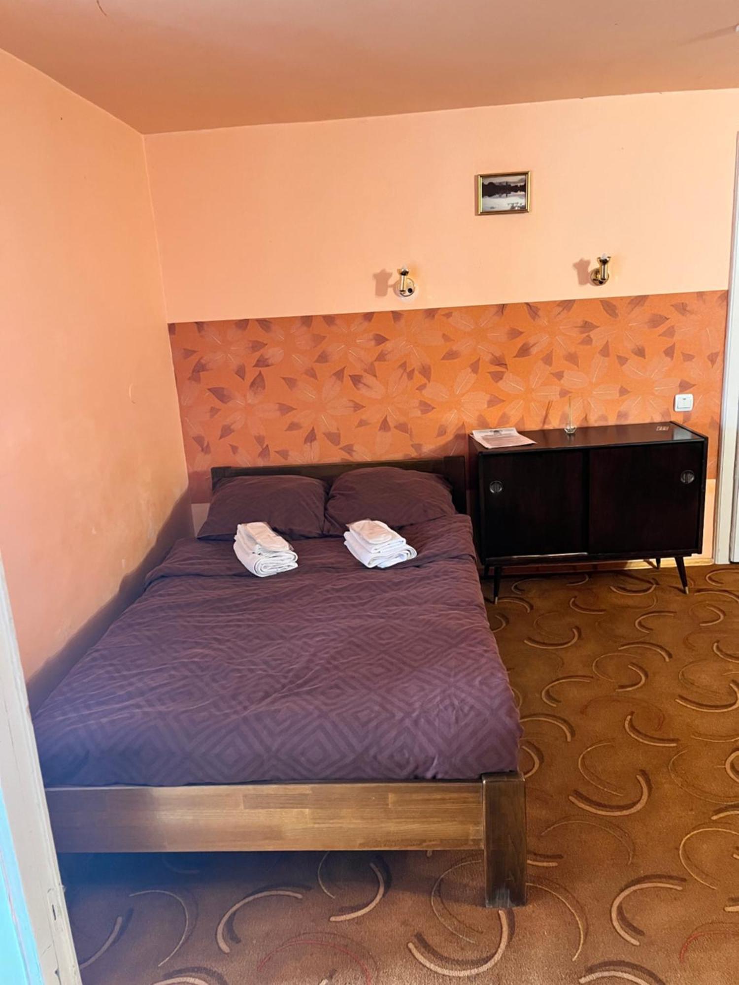 Mala Praha Hotel Oezjhorod Buitenkant foto
