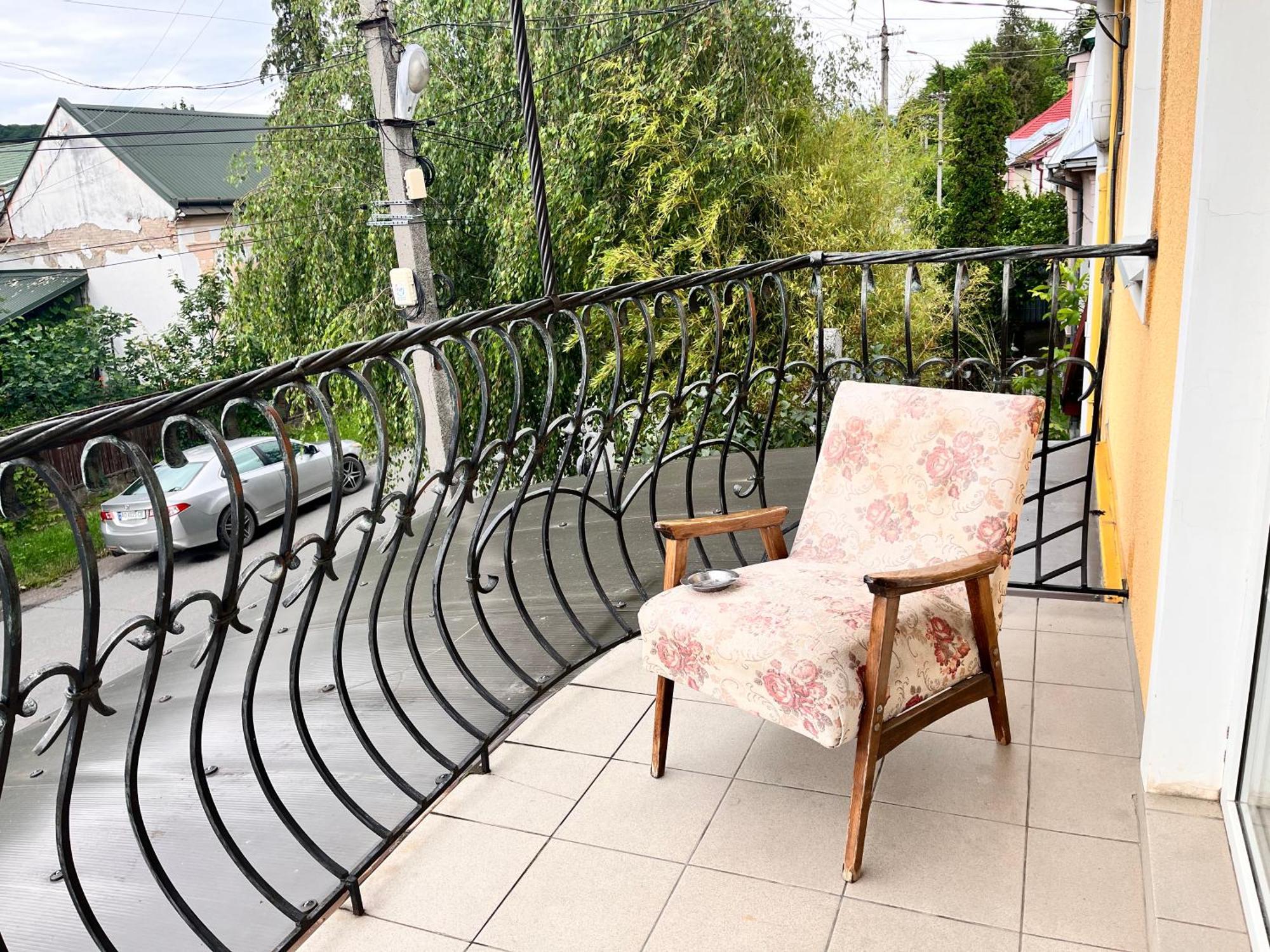Mala Praha Hotel Oezjhorod Buitenkant foto